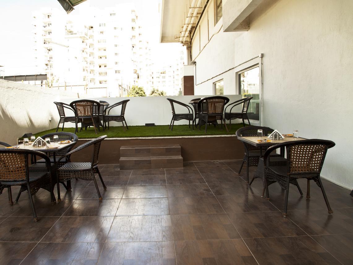 Octave Hotel & Spa - Sarjapur Road Bangalore Bagian luar foto